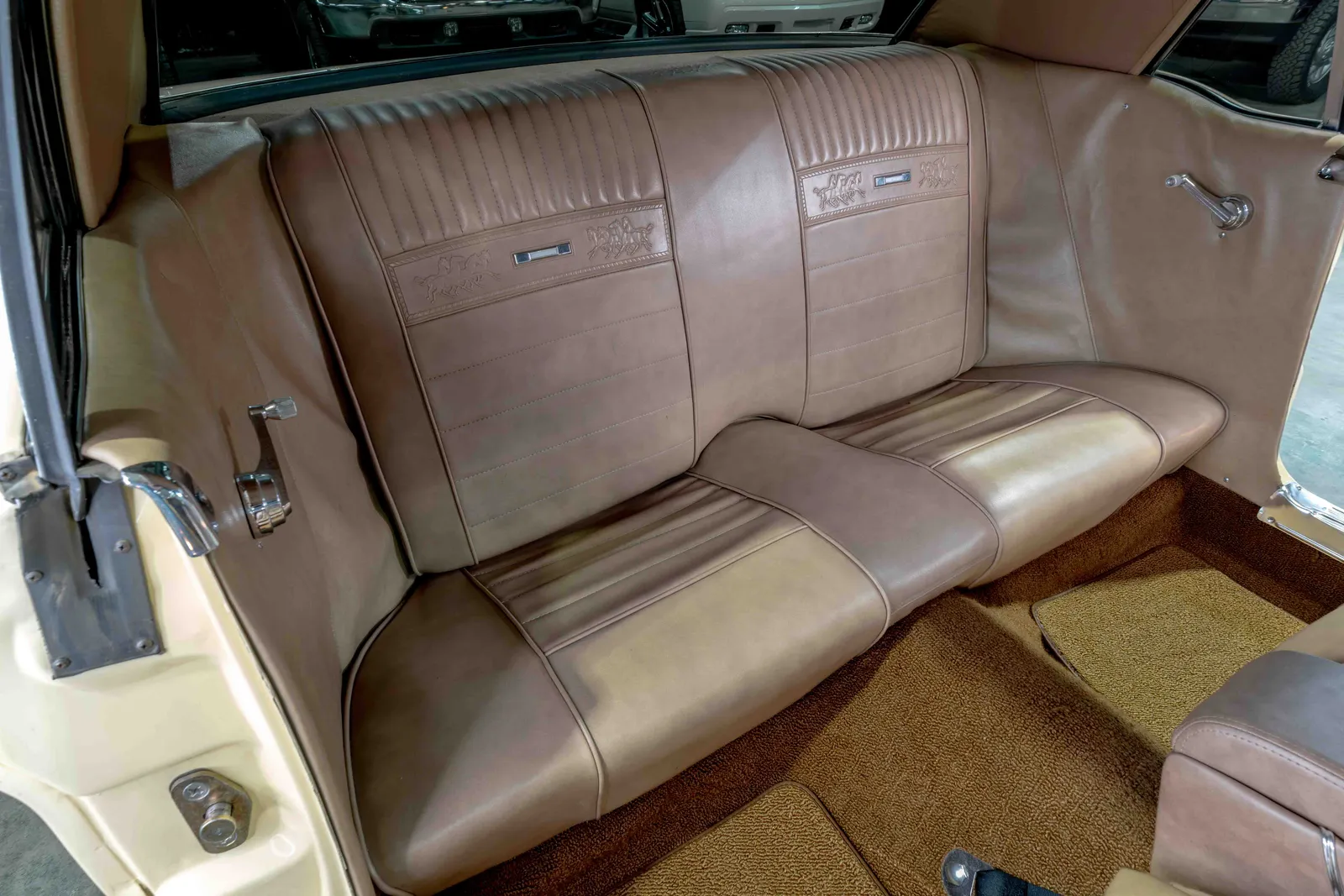 1965-Ford-Mustang-Springtime Yellow-230788--50.jpg